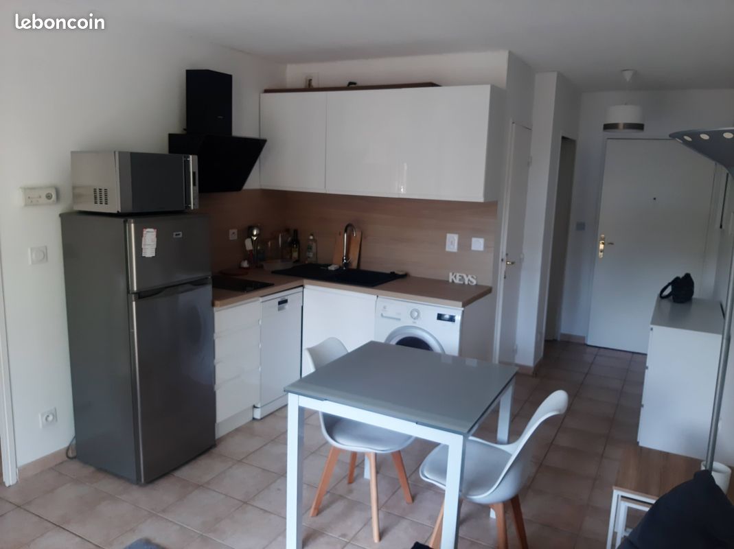 Appartement 2 pièces 30 m² · à Oullins-Pierre-Bénite · 30 m² · 670 €/mois