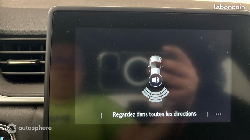 Renault Captur 1.6 E-Tech hybride 145ch Evolution (image 28)