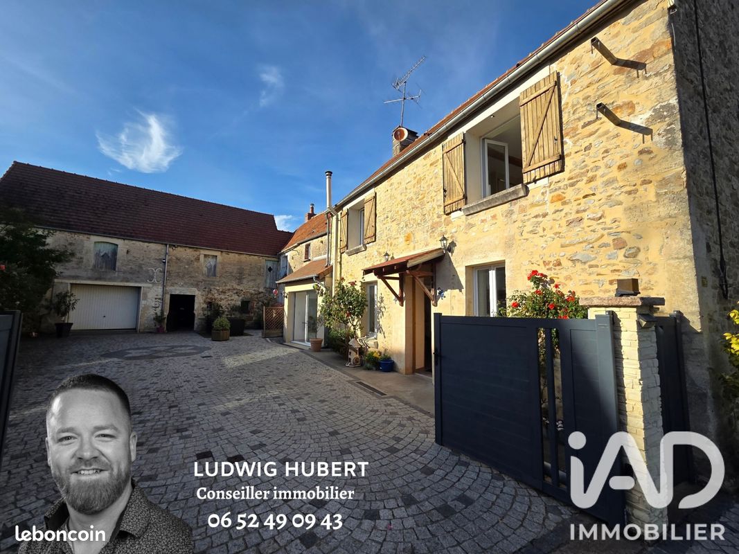 Maison 7 pièces 165 m² · à Bailleul · 165 m² · 185 000 €
