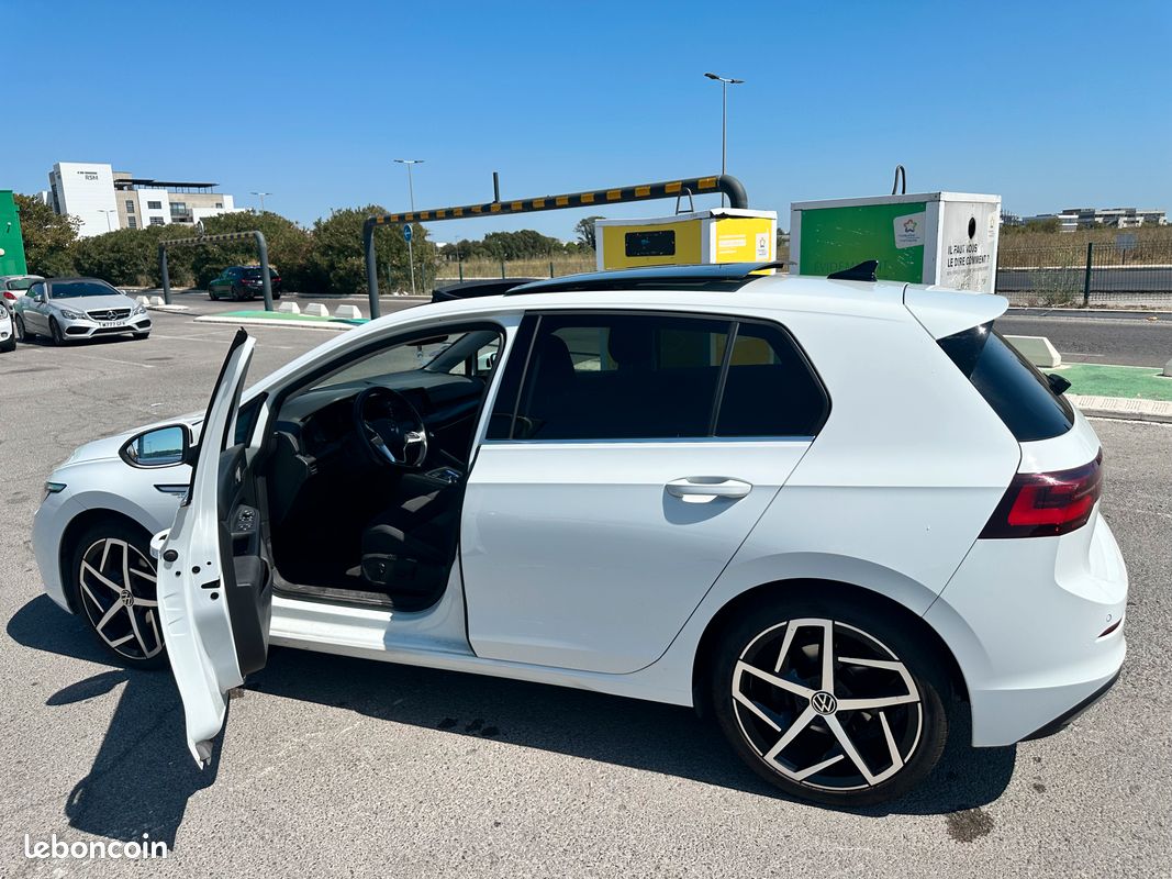 Volkswagen Golf 8 Style 1.5 eTSI 150 DSG7 – 2021 – Toutes options (image 1)