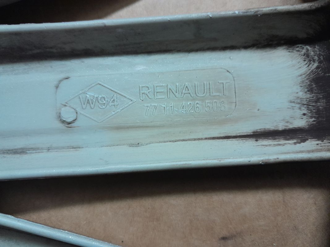 Enjoliveur eldo 15 pouces avec logo Renault - Renault