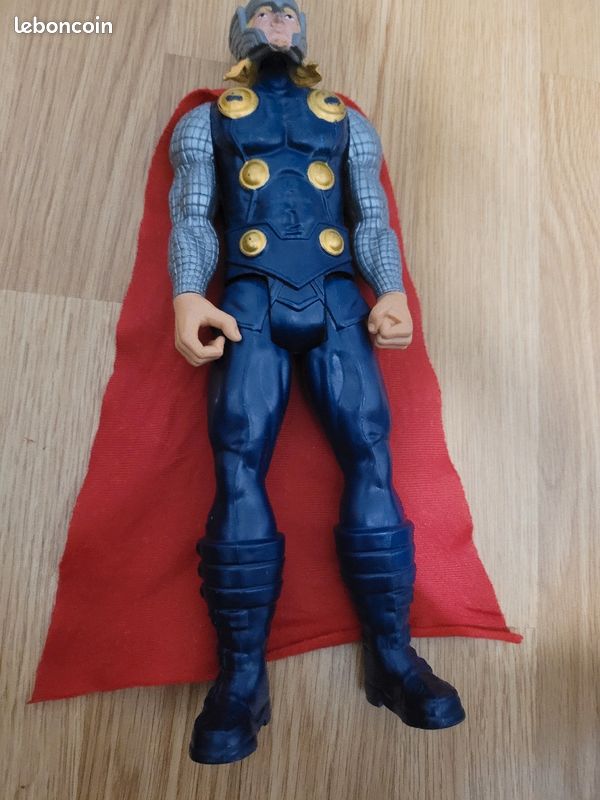 Figurine Thor env. 30 cm en bon état (image 1)
