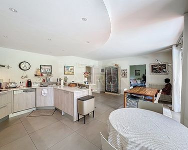Appartement 690 000 € - 138 m²