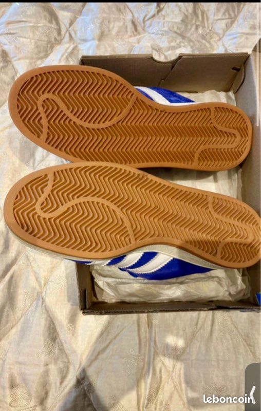 Sneakers / chaussure / basket Adidas campus 44,5 bleu marine presque jamais mise Y2K streetwear (image 9)
