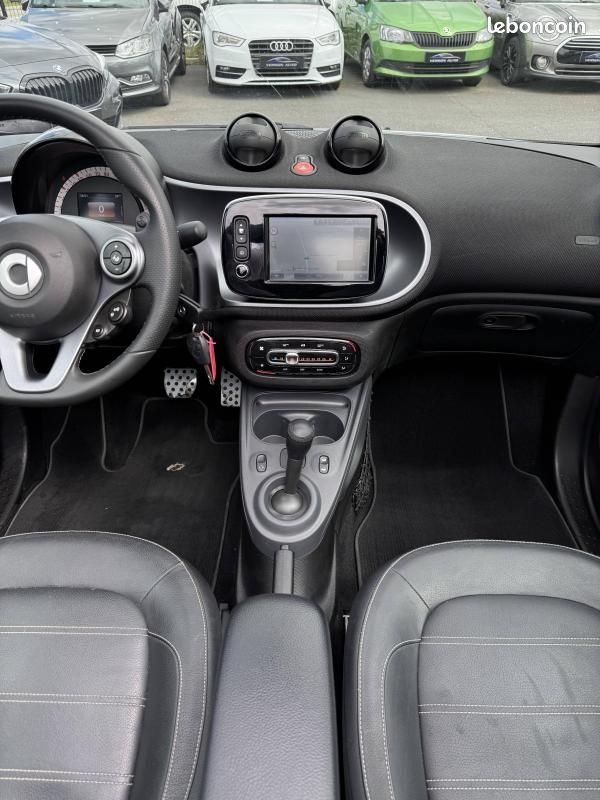 Smart ForTwo Cabriolet 90 PRIME GPS LED CUIR CLIM BVA (image 10)