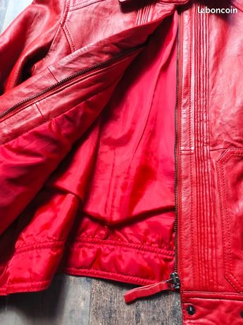 Veste longue matelassée doublée sur rouge foncé | GOLDNER