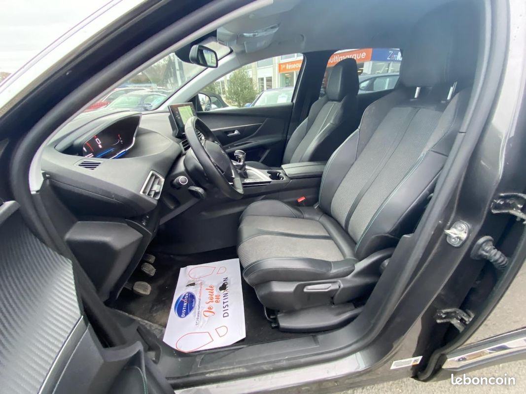 PEUGEOT 3008 1.2i 12V S&S - 130 Allure - Caméra de Recul + GPS (image 5)