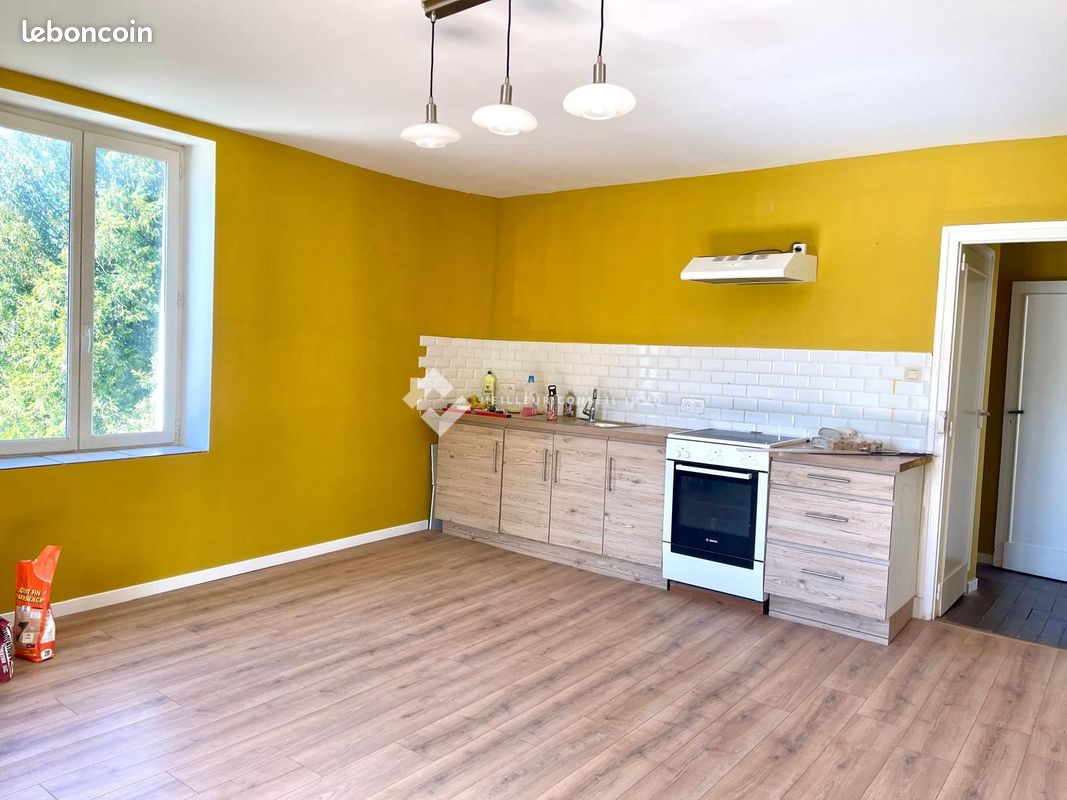 Maison 3 pièces 87 m² · à Darney · 87 m² · 99 000 €