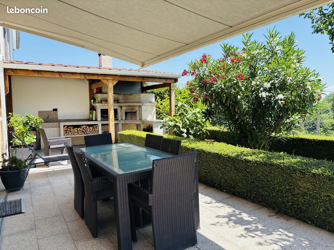 Maison 5 pièces 125 m² · à Péron · 125 m² · 597 000 €