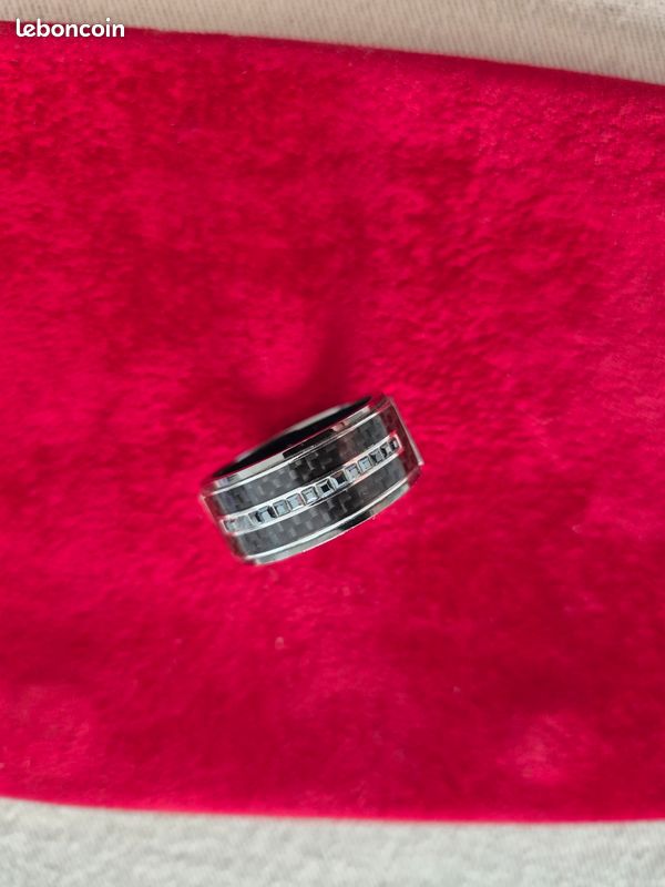 BAGUE HOMME Acier + 1x2 mm DIAMANT CZ taille 58