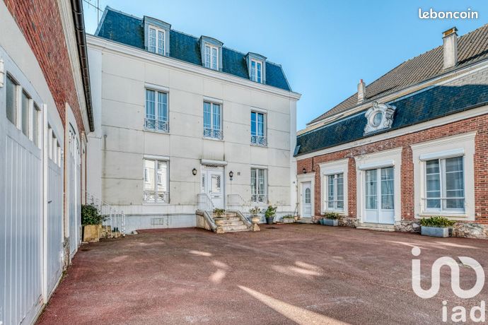 Propriété 12 pièces 313 m²