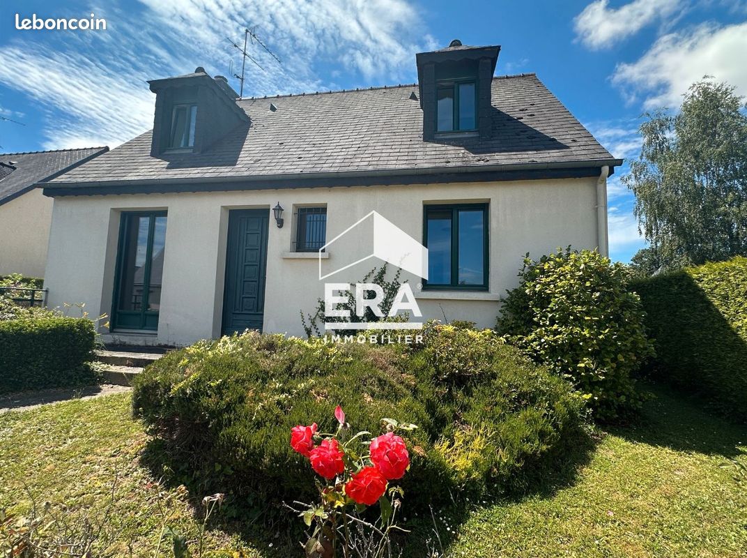 Maison 5 pièces 98 m² · à Étrelles · 98 m² · 216 000 €