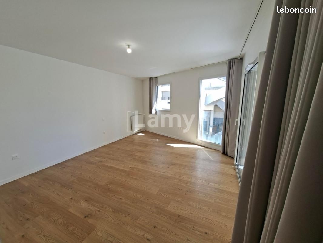 Appartement 1 pièce 35 m² · à Bordeaux · 35 m² · 608 €/mois