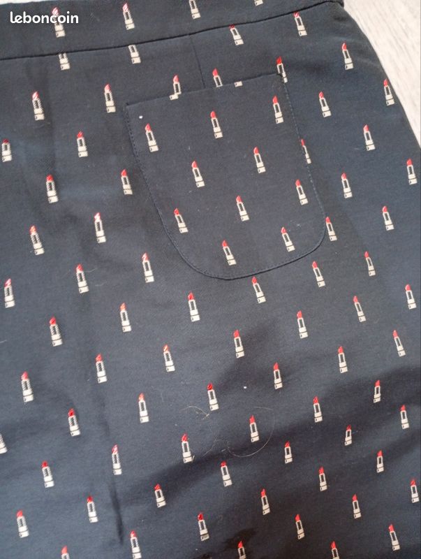 Jupe doublee neuve marque 123,taille 44 - Vêtements