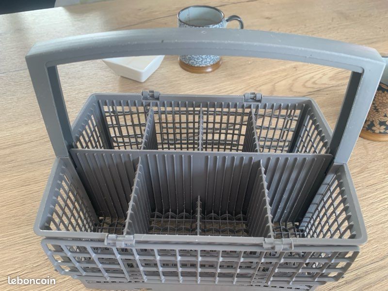 Panier à couverts d’origine Bosch / Siemens / Neff – 8 compartiments – Gris (image 1)