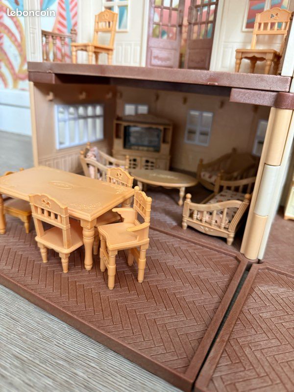Maison sylvanian avec voiture et accessoires (image 2)