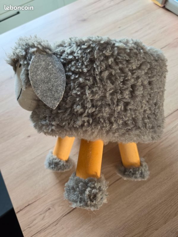 Tabouret mouton (image 2)
