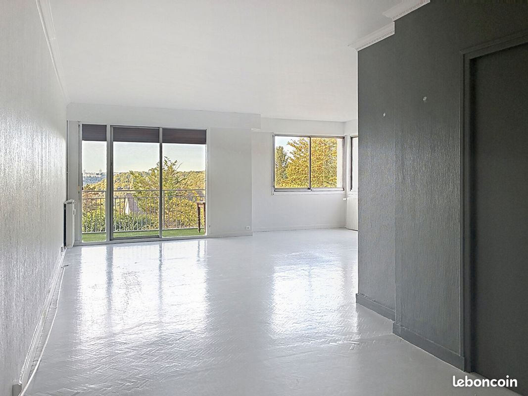 Appartement 5 pièces 130 m² · à Mont-Saint-Aignan · 130 m² · 1 370 €/mois