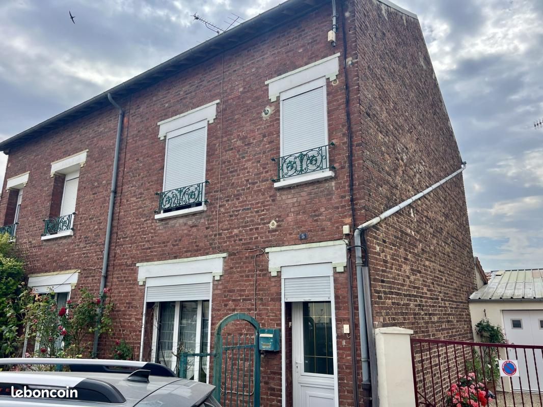 Maison 6 pièces 126 m² · à Chauny · 126 m² · 130 000 €