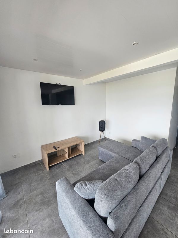 Appartement 2 pièces 45 m² · à Rivière-Salée · 45 m² · 970 €/mois