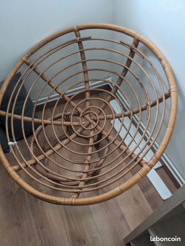 Fauteuil en rotin (image 2)
