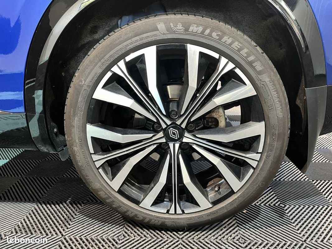 RENAULT AUSTRAL 1.2 E-Tech Hybride - 200CH - CAMÉRA 360° - SIÈGES CHAUFFANTS - BAVETTES (image 28)