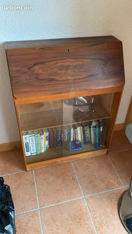 Petit bureau en pin massif – style rustique (image 1)