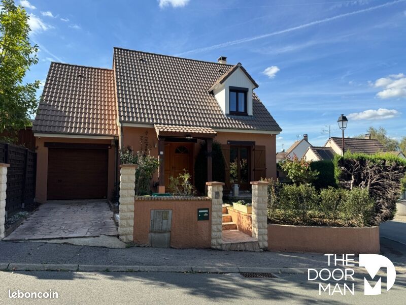 Maison 5 pièces 92 m² · à Élancourt · 92 m² · 365 000 €