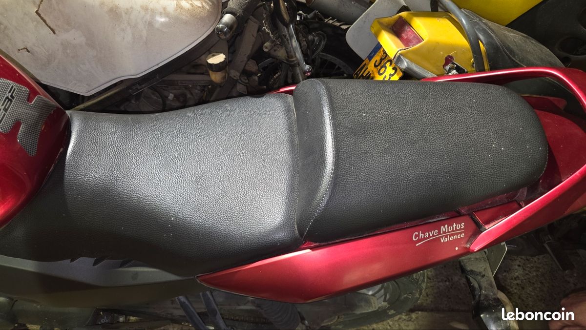 Selle honda 125 cbf cb125f (image 1)