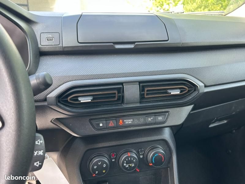 Dacia Sandero 1.0 ECO-G 100ch Essential (image 10)