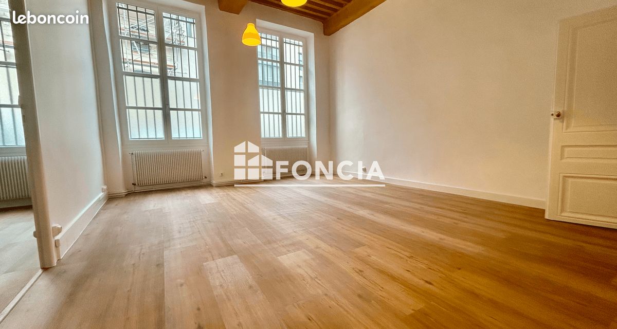 Appartement 2 pièces 54 m² · à Lyon · 54 m² · 909 €