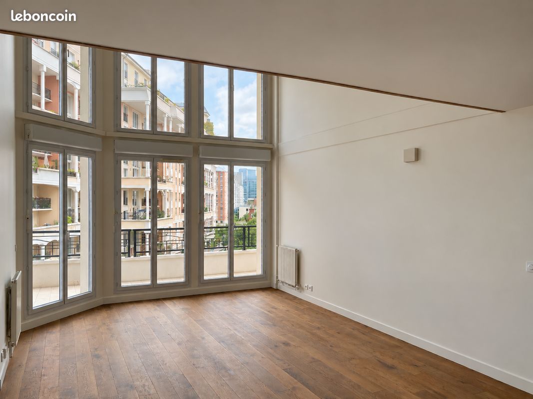 Appartement 4 pièces 112 m² · à Courbevoie · 112 m² · 880 000 €