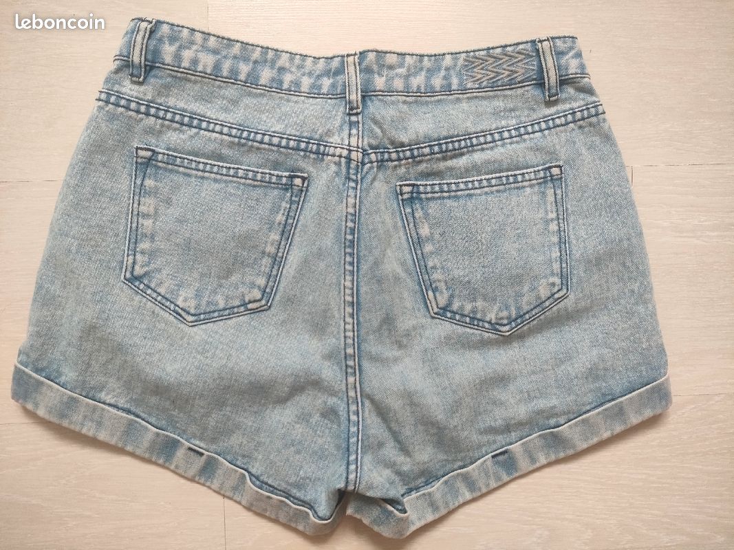 Short Jean (image 2)