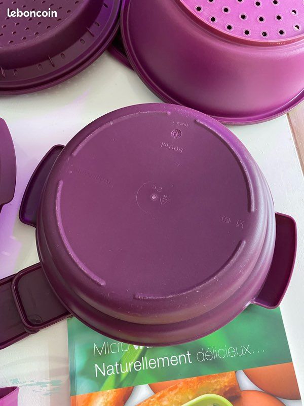 Tupperware Micro Vap' violet complet avec livre et livret de recettes -  Arts de la table