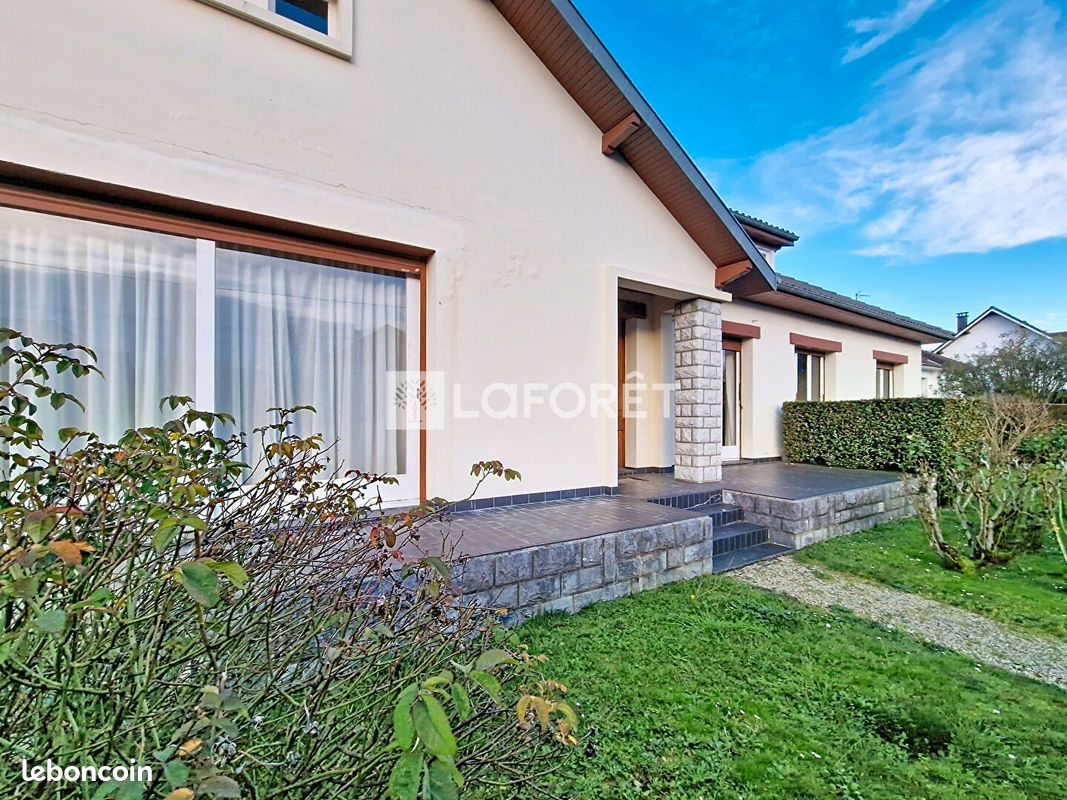 Maison 6 pièces 174 m² · à Pau · 174 m² · 222 000 €