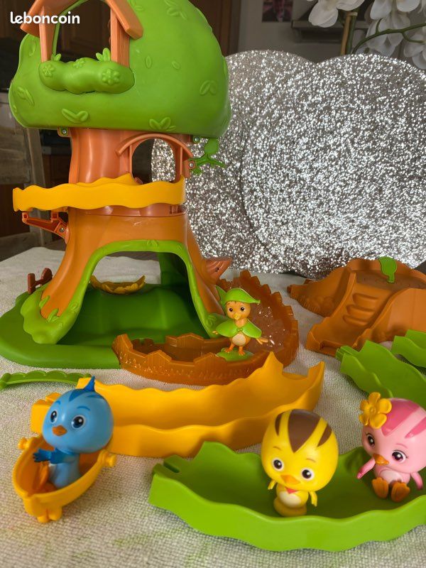 Arbre et figurines Katuri deluxe modulable (image 3)
