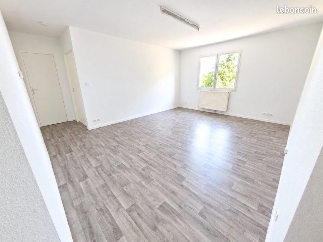 Appartement 2 pièces 48 m² · à Saint-Marcel · 48 m² · 72 000 €