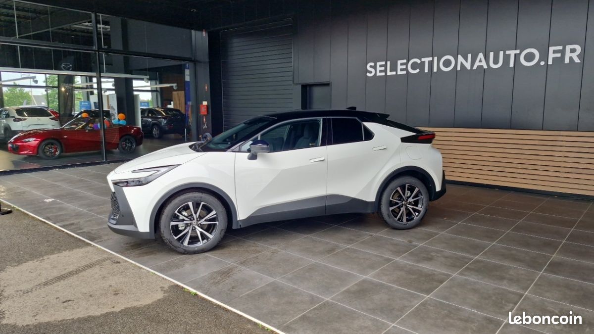 Toyota C-HR 1.8 Hybride 140 Design (image 2)