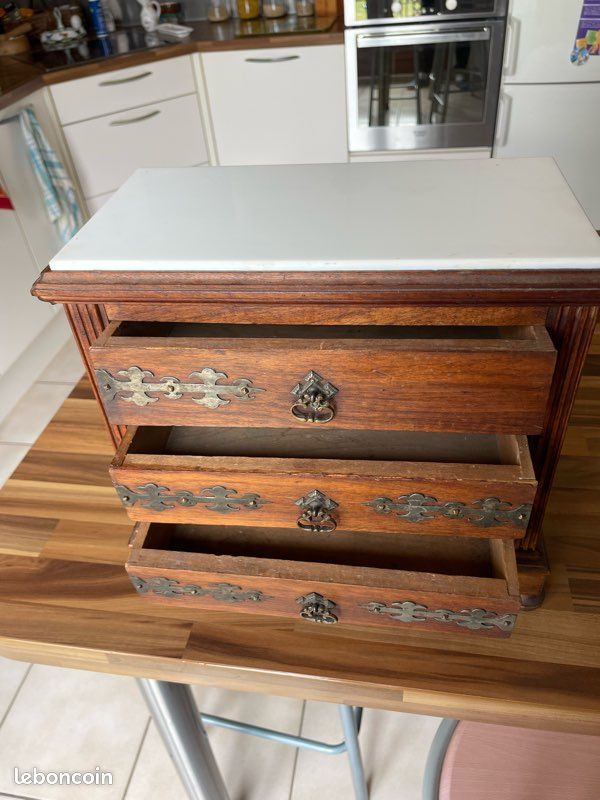 Mini commode ou meuble à bijoux (image 1)