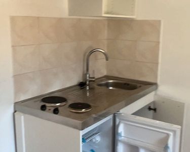 Studio 15 m² disponible rue haute vienne