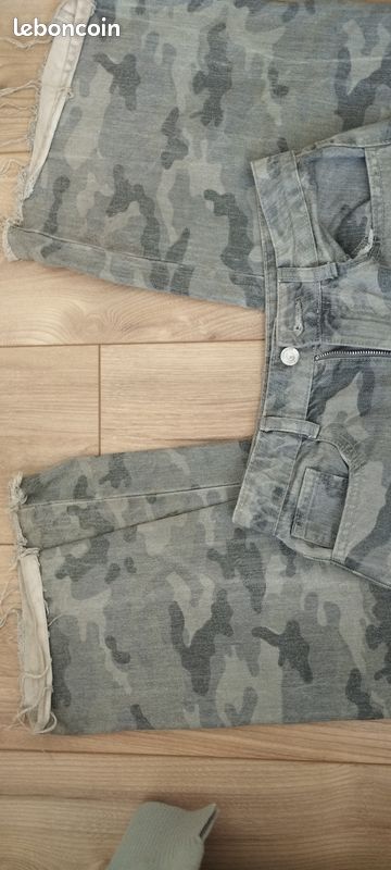 Pantalon Kiabi 34 wide leg treillis (image 3)
