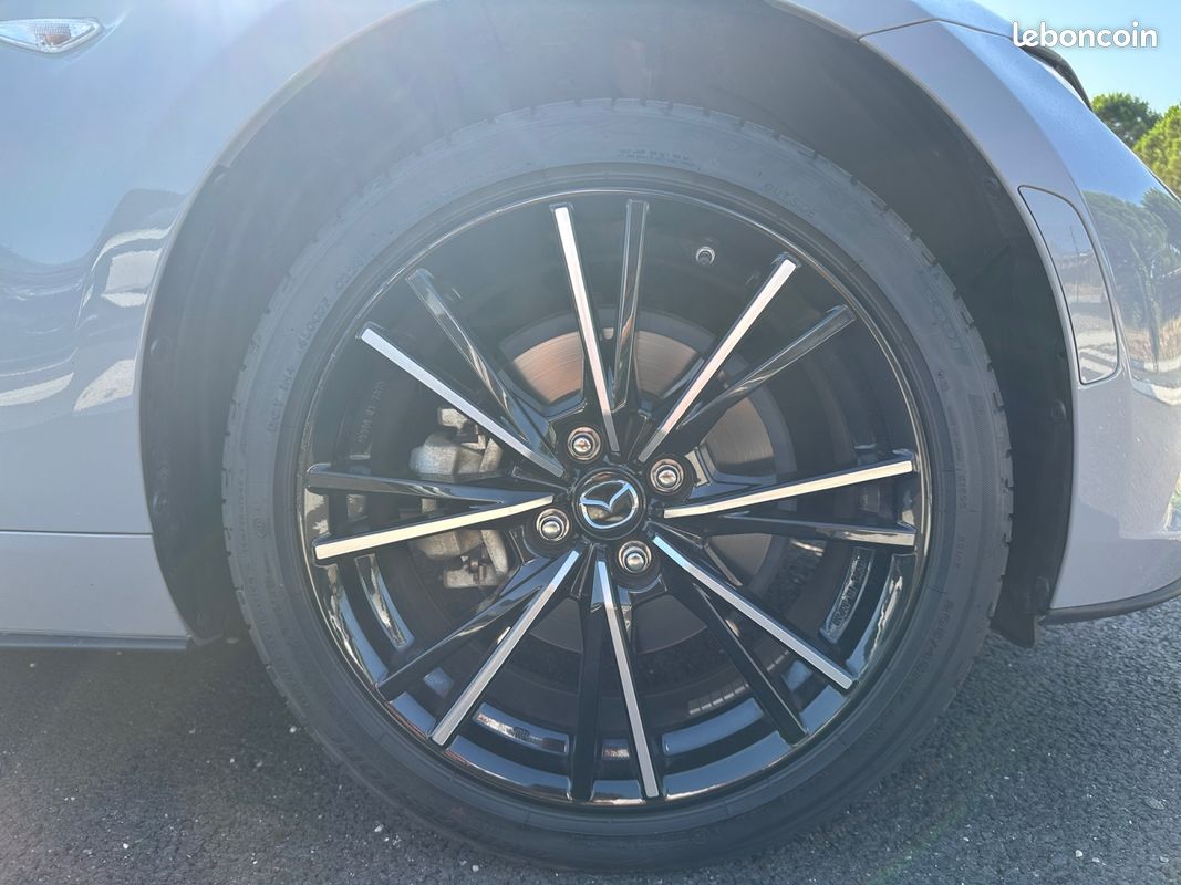 MAZDA MX-5 RF 2.0L SKYACTIV-G 184 ch Exclusive-Line (image 16)