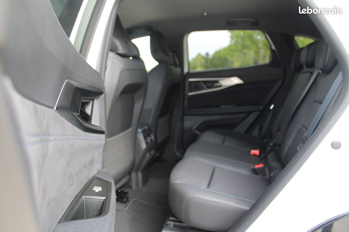 Renault AUSTRAL II 200 CV HYBRIDE ESPRIT ALPINE GPS 3D CAMÉRA 360° USB JA 20 RE I-COKPIT BOITE AUTO (image 10)