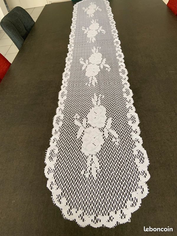 Centre de table en dentelle (image 3)