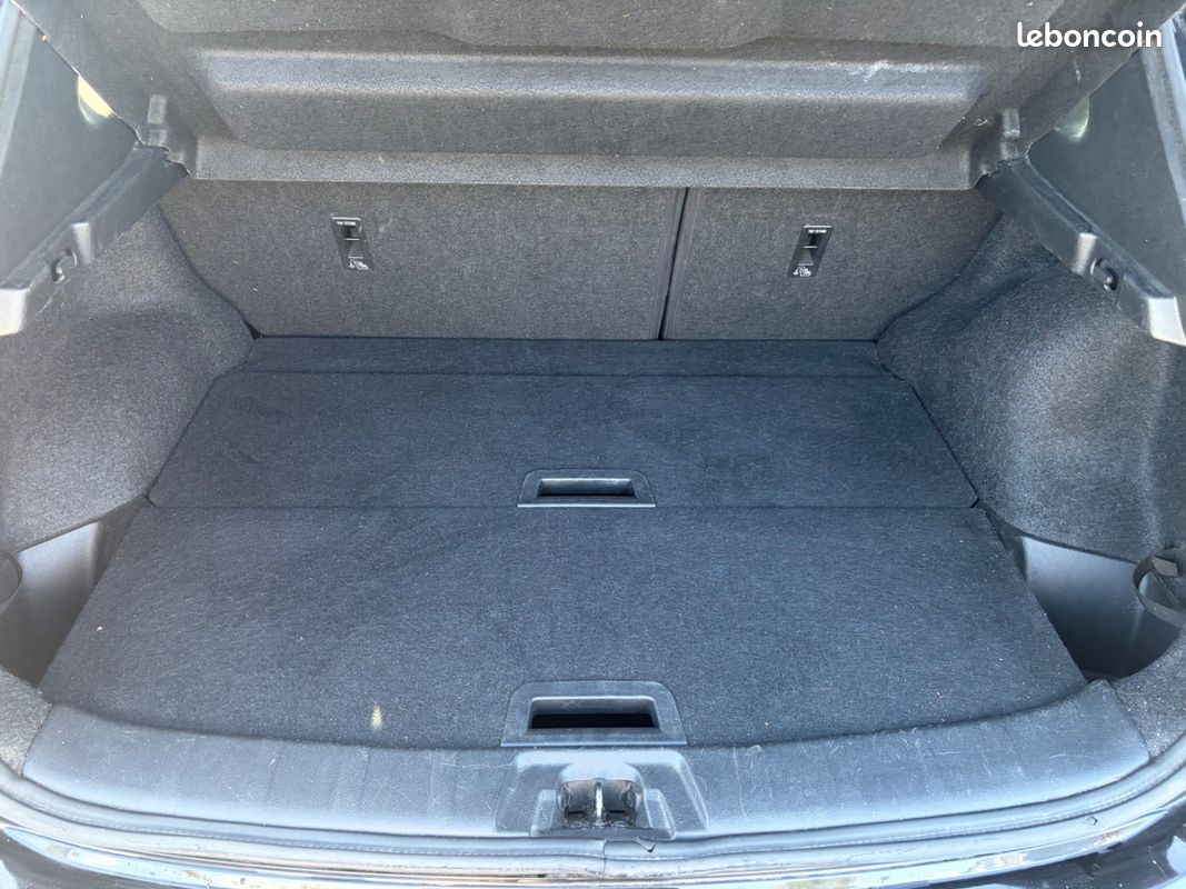 NISSAN Qashqai GENERATION-II 1.2 DIGT 115 N-CONNECTA 2WD (image 8)
