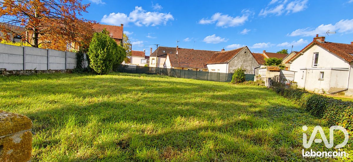 Terrain 408 m² · à Domérat · 408 m² · 18 000 €