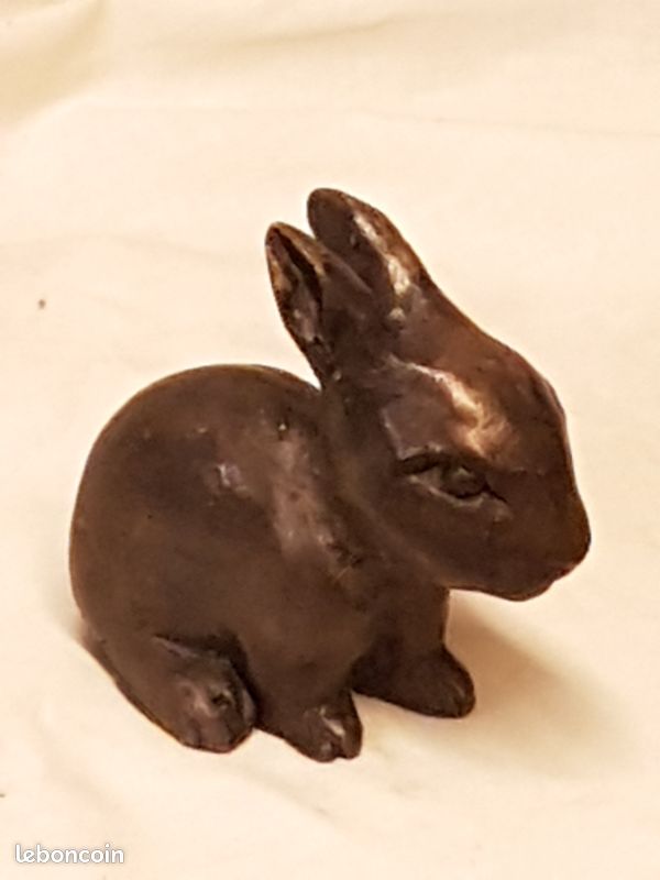 " Le lapinou" bronze animalier, sculpture originale numérotée signée Le Cann (1969) artiste Francais coté "Artprice" et "Drouot cotations (image 1)