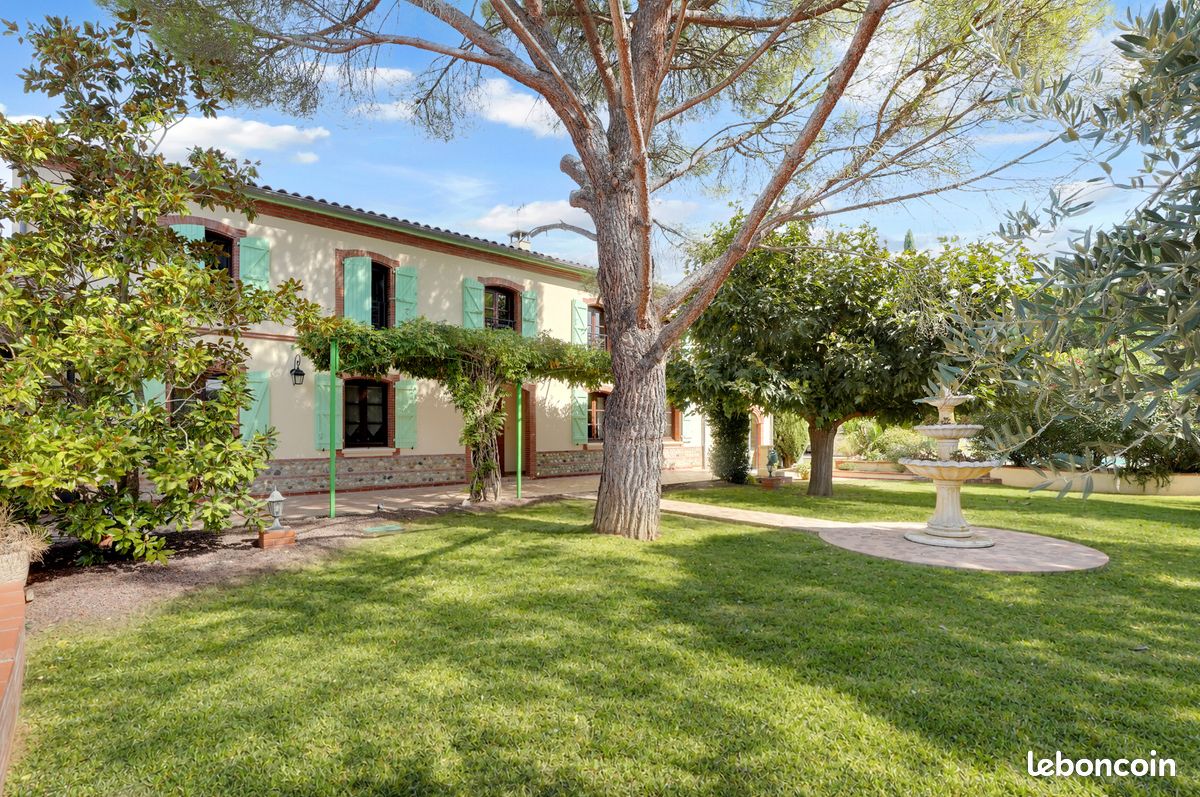 Maison 9 pièces 281 m² · à Saint-Jory · 281 m² · 850 000 €