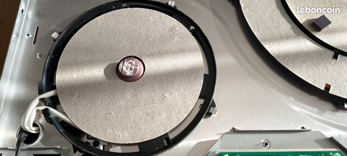 Pièce détachées Table à induction Modèle Numéro NZ63M3NM1BB (image 3)