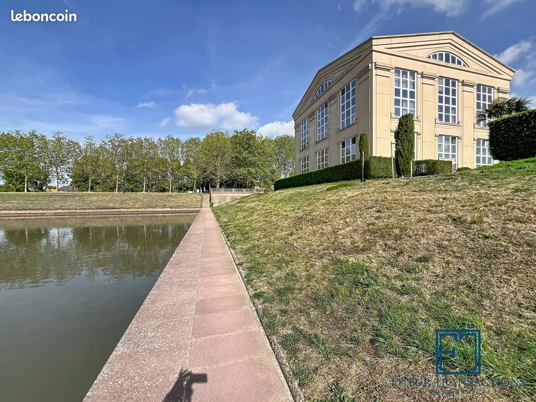 Appartement 3 pièces 65 m² · à Voisins-le-Bretonneux · 65 m² · 249 000 €